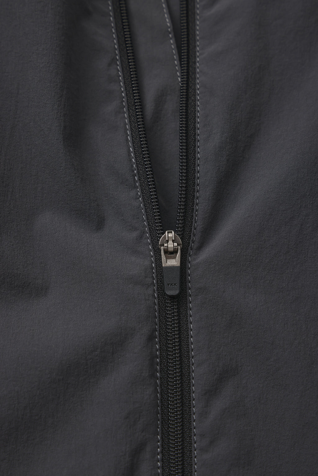 Breeze Jacket - OLIVE
