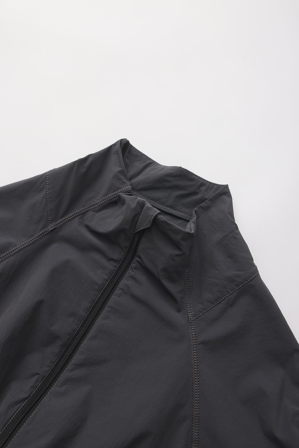 Breeze Jacket - OLIVE