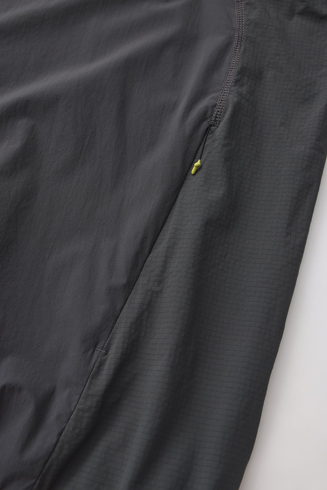 Breeze Jacket - OLIVE