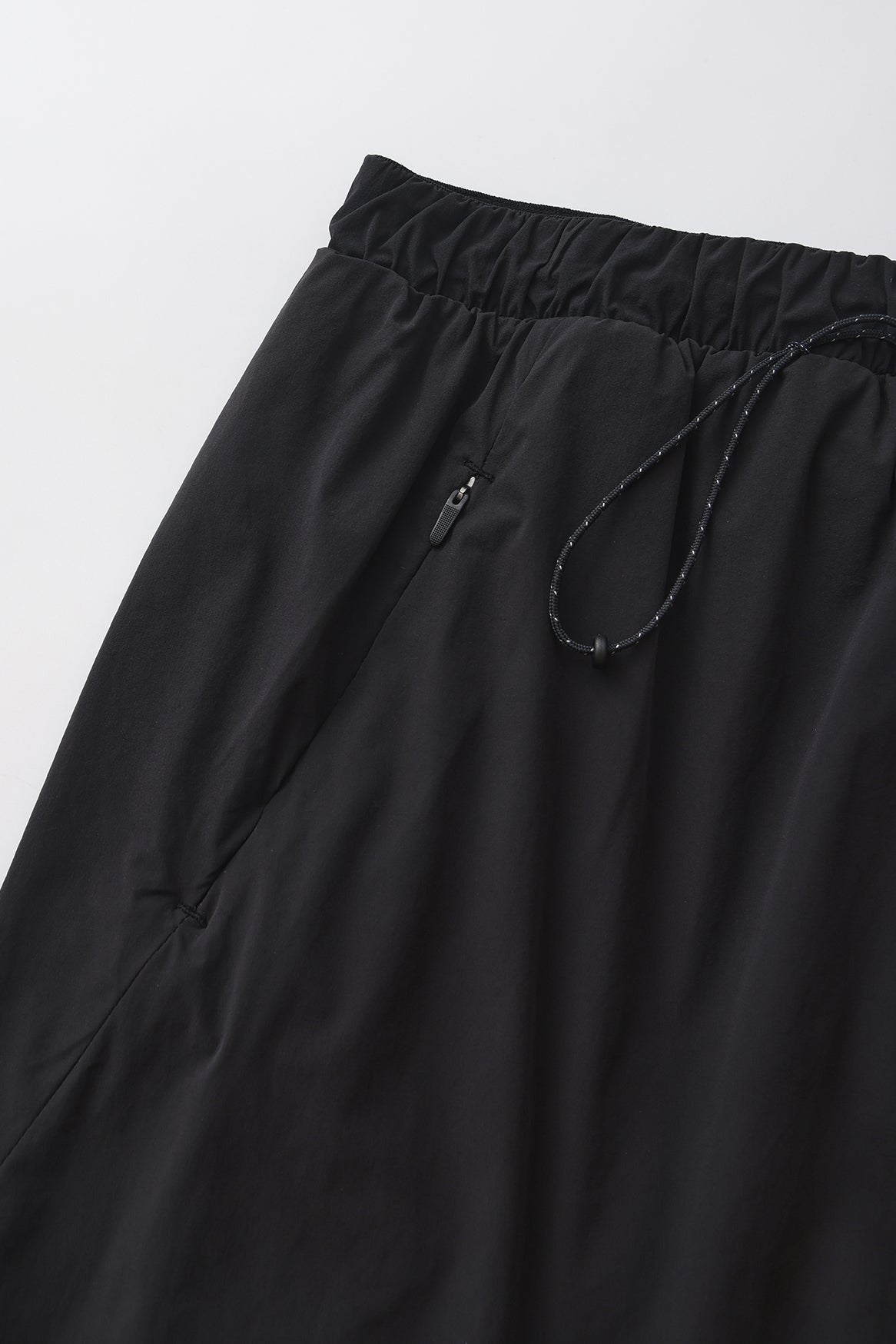Dash Shorts / M / BLACK